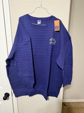 Russell Athletic Men’s Quilted Crewneck Sweatshirt - DARK Blue